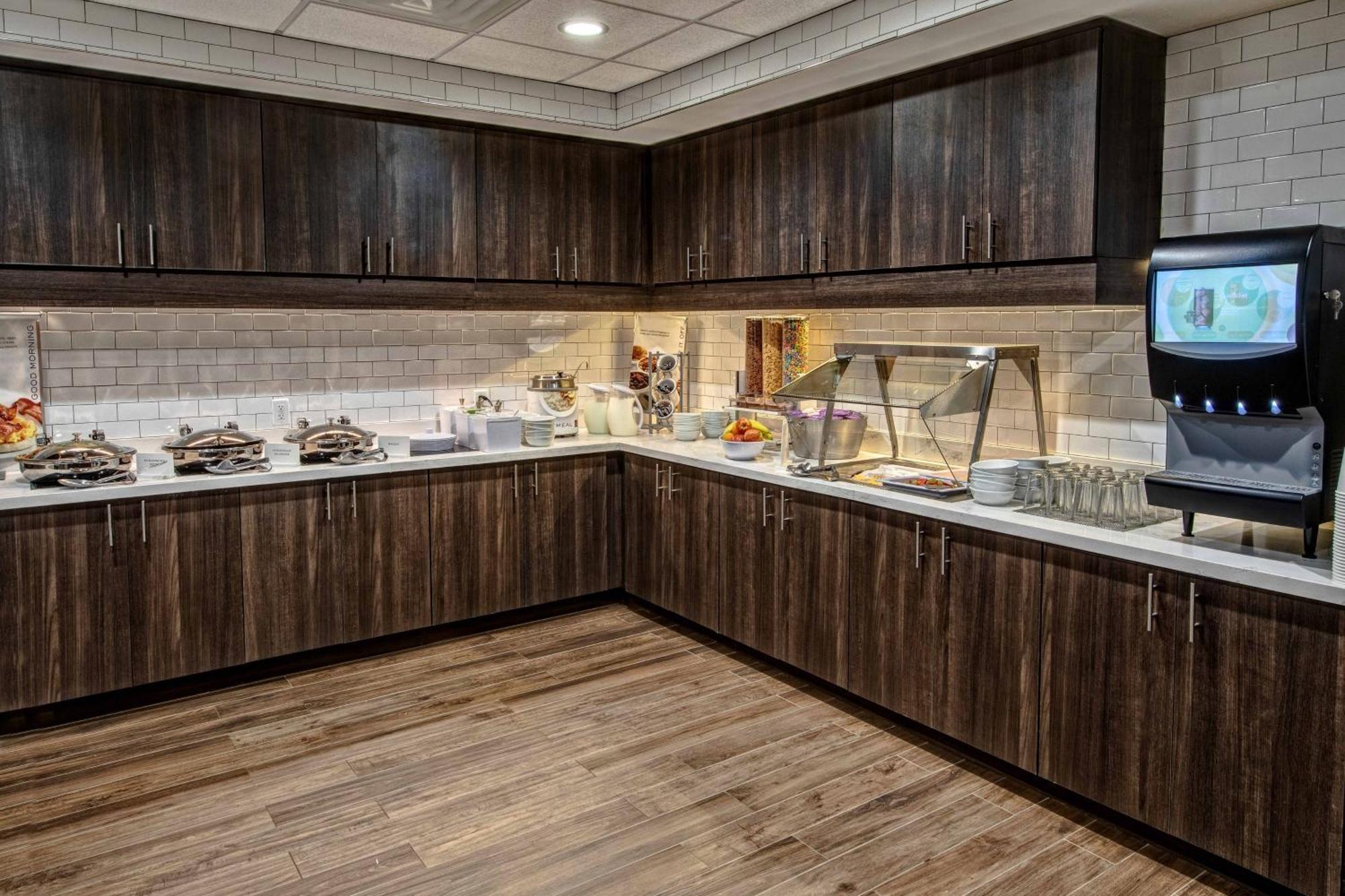 Residence Inn By Marriott Tulsa Midtown Exteriör bild